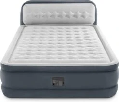 Intex 64448 - Queen Deluxe Ultra-Plush Zelfopblazend 2-persoons Luchtbed Met Hoofdboord (203x152x46cm) -Campingwinkel 1200x1031