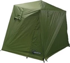 FisherPro Karpertent Met Stormcover – Vistent – Tent - Bescherming Tegen Zon En Wind – 100% Waterdichte Stormhoes – Met Handige Meeneemtas – Ook Geschikt Als Strandtent Of Festivaltent – Extra Veiligheid En Warmte Door Stormcover -Campingwinkel 1200x1074 4