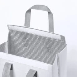 Merkloos Koeltas - Lunchtas - Koeltasje Lunch - Koelelementen - Isolatie - Volwassenen - Dames - Heren - Klittenbandsluiting - 23 X 29 Cm - Kunststof - Aluminium - Wit -Campingwinkel 1200x1200 1041