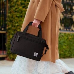 Brisby 4 Laags Geïsoleerde Koeltas - Lunchtas 12 Liter - Extra Ruimte Uitvouwbaar- Zwart -Campingwinkel 1200x1200 1043