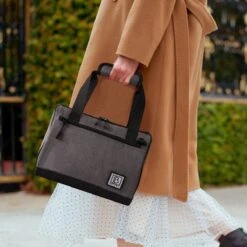 Brisby 4 Laags Geïsoleerde Koeltas - Lunchtas 10 Liter - Donkergrijs -Campingwinkel 1200x1200 1188