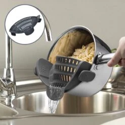 SensaHome- Siliconen Vergiet - Keuken Afgietdeksel - Afgiethulp - Siliconen - BPA Vrij - Grijs 22 SensaHome- Siliconen Vergiet - Keuken Afgietdeksel - Afgiethulp - Siliconen - BPA Vrij - Grijs -Campingwinkel 1200x1200 1904