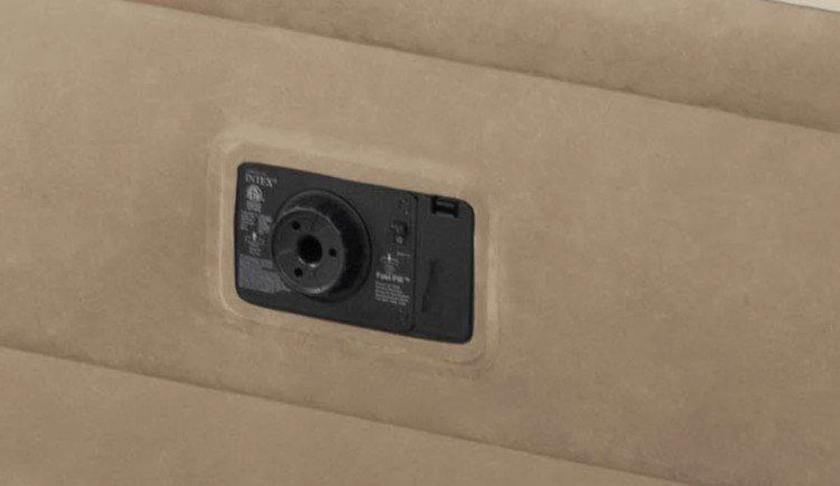 Intex Luchtbed Ultra Plush Queen (met Reparatiesetje) 2 Intex Luchtbed Ultra Plush Queen (met Reparatiesetje) - Afbeelding 2