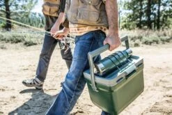 Stanley The Easy Carry Outdoor Cooler 15,1L - Koelbox - Green 13 Stanley The Easy Carry Outdoor Cooler 15,1L - Koelbox - Green -Campingwinkel 1200x800 210