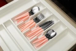 Di Solle Inova D - 6 Persoons Bestekset - Handige Opbergbak Met Raspdeksel - 26 Delig - Baby Pink -Campingwinkel 1200x800 227