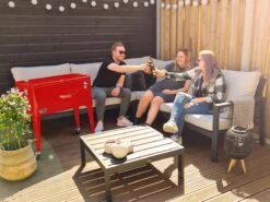 AXI Retro Cooler Rood - Koeler Met Wielen - 76L Inhoud - Koelbox Met Aftapkraan 24 AXI Retro Cooler Rood - Koeler Met Wielen - 76L Inhoud - Koelbox Met Aftapkraan -Campingwinkel 1200x900 29