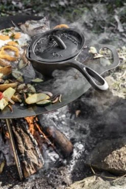 Petromax KR1 Gietijzeren Steelpan Met Deksel (1 Liter) -Campingwinkel 799x1200 12