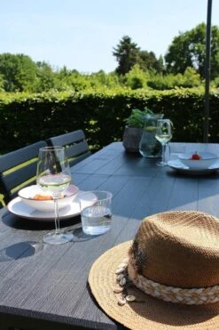 ERRO Vouwtafel - Houtlook - 180x74cm - Zwart -Campingwinkel 800x1200 8