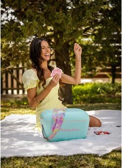 Merkloos Polarbox - Koelbox - Met Schouderband - Pastelgroen - 12 Liter - 40x26x(H)23cm -Campingwinkel 870x1200 2